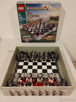 LEGO 853373 Kingdoms Chess Set - 9