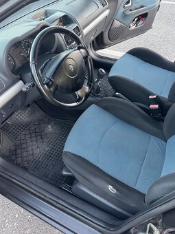 Renault Clio Storia 1.2 16v - 9