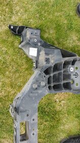 Kia Sportage IV 4 2016 - 2021 - Predne celo čelo stena - 9