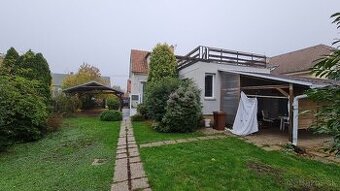 Rodinný dom vhodný pre pracovnú skupinu - 9