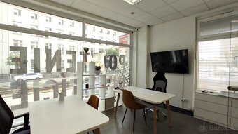 126m2 obchodný priestor s veľkým preskleným výkladom, Račian - 9