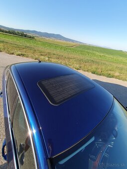 Škoda Superb 2.0 TDI CR 4x4 140k Elegance DSG
 - 9