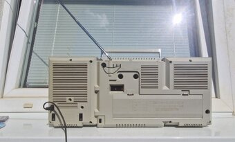 TESLA CONDOR K 304 .Prenosné Stereo Rádio 3D zvuk surround - 9