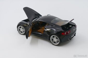 ARTEGA GT 1:18 REVELL - 9