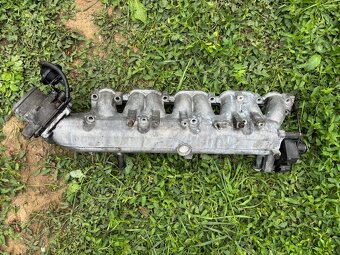 Kia carnival III diely - 9