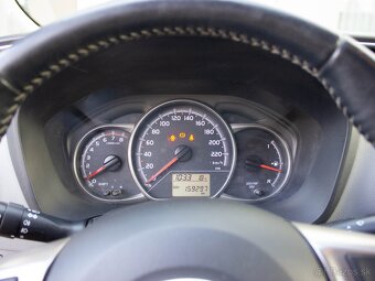 Toyota Yaris 1.3 2016 - 9