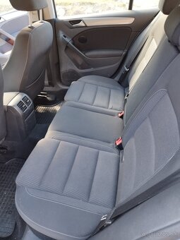 Volksvagen Golf - 9