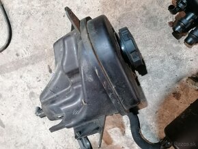 Nádoby na vodu olej bmw e60 E70 e53 e39 - 9