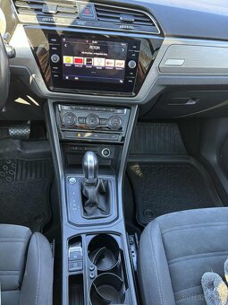 Volkswagen Touran 1.6 TDI SCR 115k Comfortline DSG/7 - 9
