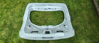 Ford Puma 2 II MK2 2019 - zadna kapota kufor dvere - 9