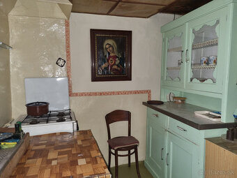 NA PREDAJ 2 x RODINNÝ DOM a POZEMOK 1099 m2 POBEDÍM NMNV - 9