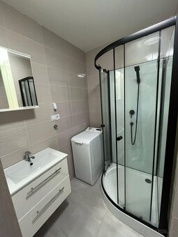 1,5-IZBOVÝ BYT, 42 m2, Košice - Západ - HRONSKÁ 3.posch. - 9