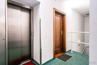 Na predaj veľký 3-izbový apartmán s krbom, Tatranská Lomnica - 9
