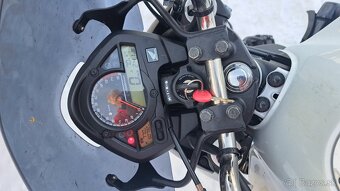 Honda Hornet CB 600 F - 9