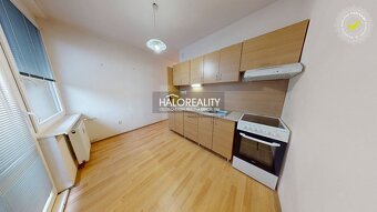 HALO reality - Predaj, komerčný objekt Revúca, 32 Bytov - E - 9