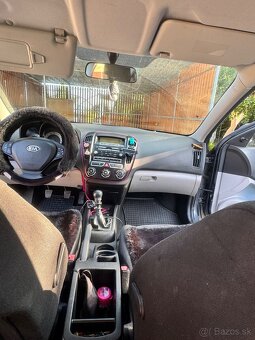 Predám Kia ceed - 9