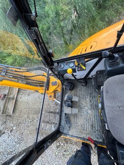 Predám báger JCB 8060 – r.v. 2007 – dobrý stav - 9