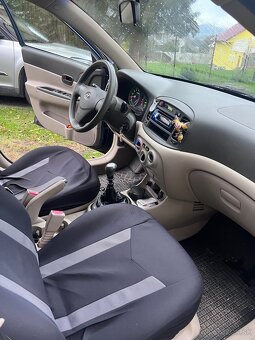 Hyundai accent - 9
