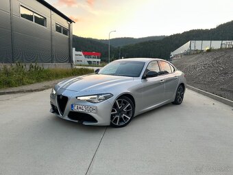 Alfa Romeo Giulia - 9