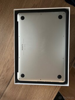 MacBook Pro (Retina, 13-inch, Early 2015) - 9