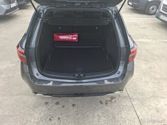 Toyota Corolla TS 1.8 Hybrid 140 k e‑CVT COMFORT + TECH - 9