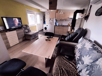 ‼️ CHATKA + POZEMOK NA PREDAJ, NÁVOJOVCE okr. PARTIZÁNSKE‼️ - 9