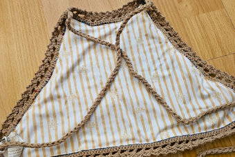 Dievčenský háčkovaný top, vel. S - 9