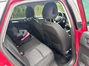 Predam Citroën c4 1.6 benzin 88KW R.V 2011 177 570KM - 9