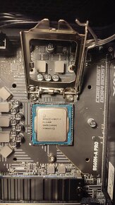 PREDÁM zánovný PC Intel i5-11400 v záruke. - 9