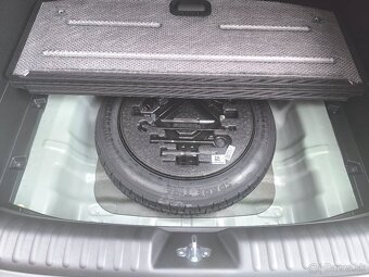 Kia XCeed 1.5 T-GDi M6 Silver MY25 - 9