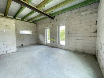 Moderný NOVÝ Dom pod Lesom blízko Mesta, so záhradou 800m2- - 9