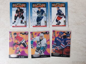 Hokejové kartičky - 9