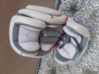 Autosedačka s Isofixom Petite mars - 9