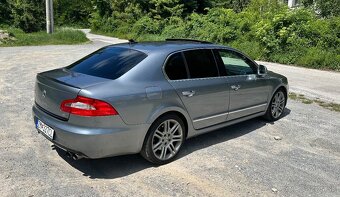 Škoda Superb 3.6. V6 FSI - 9