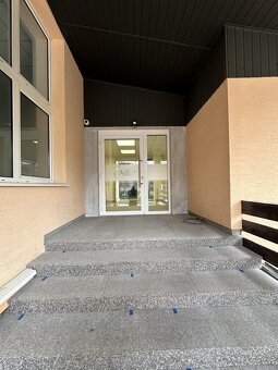 Na prenájom ordinácia v centre mesta pre lekárov - 9