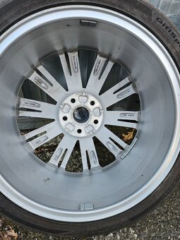 Letní alu kola Verona 19" VW Passat 235/40 R19 - 9