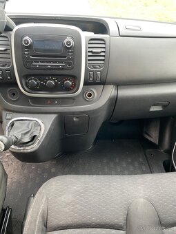 Opel vivaro long - 9