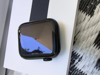 Predám iphone 16 128gb Pink / Apple watch/ airpod pro 2 - 9