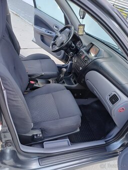 Predám zachovalý Nissan Almera - 9