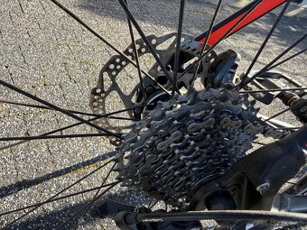 Iba 400km nájazd: Zánovný CUBE TONOPAH PRO 2017 XT /450 Eur - 9