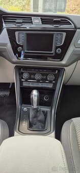 VW Touran 2,0 TDi 110Kw DSG 7miestny - 9