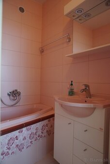 Predaj zariadeného 3,5-i. bytu v Seredi – 73m², ul. D. Štúra - 9