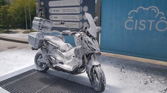 honda xadv 750 - 9
