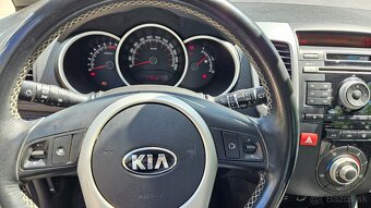 Kia Venga 1.4Benzin 2013 - 9