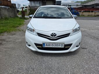 Toyota Yaris 1.3 MT6 (99 koní) benzín štvorvalec - 9