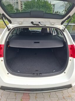 Toyota auris 1.4 Diesel 2014 - 9