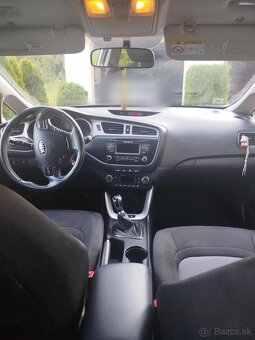 Kia Cee´d 1,4 CVVT GOLD, r.v.2014 - 9