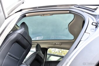 Ford Mustang Mach-E 75,7 kWh 2023 ZÁRUKA - SOH_95,8 % _DPH - 9