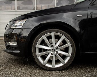 Škoda Octavia Combi 2.0 TDI Style - Clever - 9