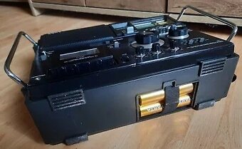 Sony CF-950 - 9